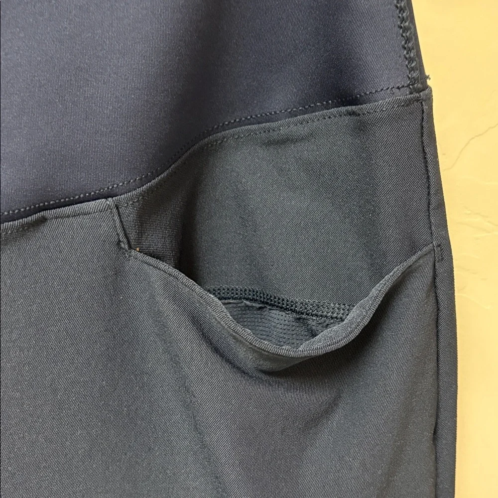 Puma Women's Dark Blue Capris - Picture 2 of 7